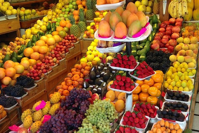 Try the Peruvian Flavor Pisco Sour Class in the Historic Center of Lima - Step-by-Step Pisco Sour Recipe