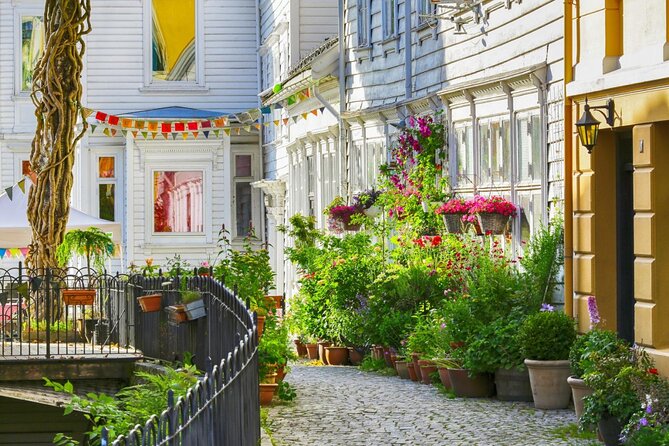 Two Hour Private Walking Tour of the Best of Bergen! - Directions