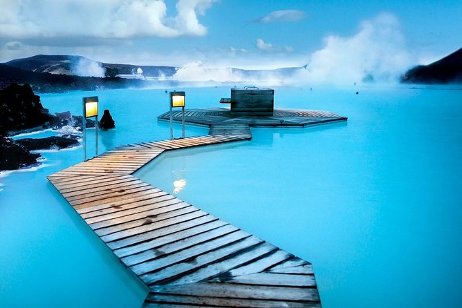 Unique Bathing in an Icelandic Hot Springs at the Blue Lagoon - Reviews and Ratings