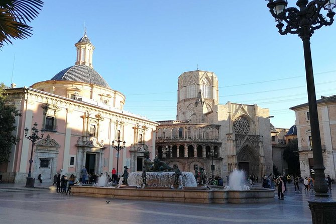 Valencia Historical Private Tour With Paella Meal - Meeting and Pickup