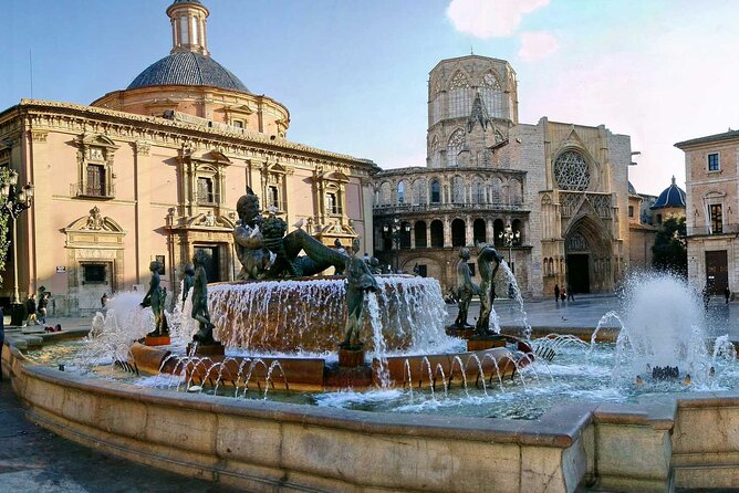 Valencia Private Walking Tour for GROUPS 2 Hs - Private Walking Tour for Groups