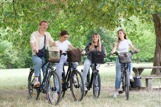 Versailles: Bike Rental, Different Sizes - Cancellation Policy for Bike Rentals