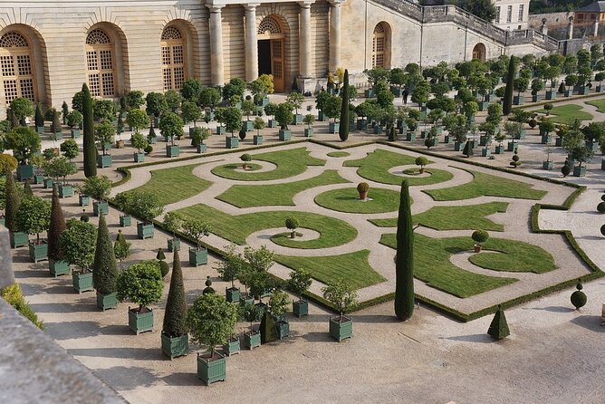 Versailles Palace, Gardens, Trianon & Grand Canal Park Multiple Option Tour - Exploring the Grand Trianon