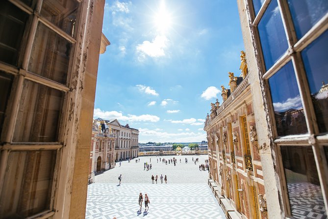 Versailles Palace: Guided Tour With Skip-The-Line Gardens Ticket - Reviews