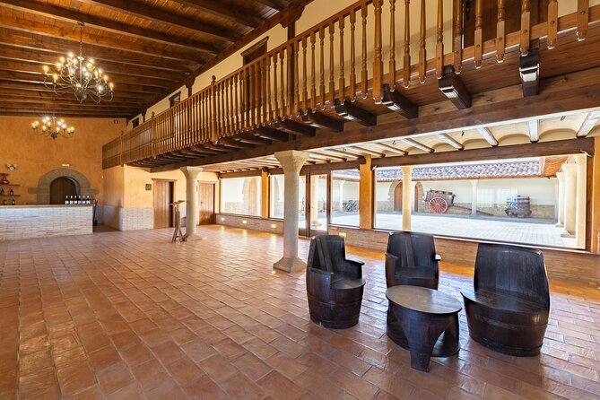 Visit to the Winery With Wine Tasting and Appetizers in Navarra - Meeting and Pickup Information