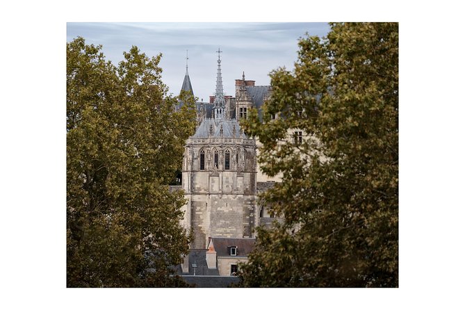 Walking Photography Tour of Amboise Conducted in English - Tour Experience