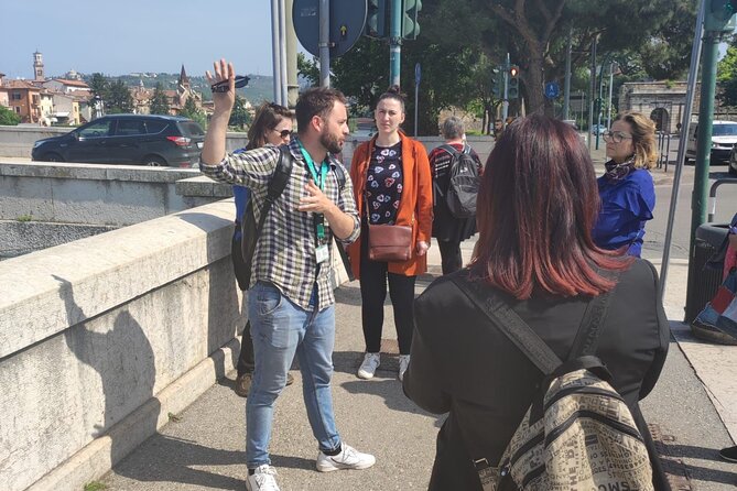 Walking Tour of Verona in 90 Minutes - Experiencing Veronas Vibrant Culture