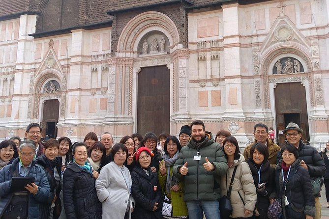 Welcome to Bologna! Private Walking Tour - Highlights of Bologna to Explore