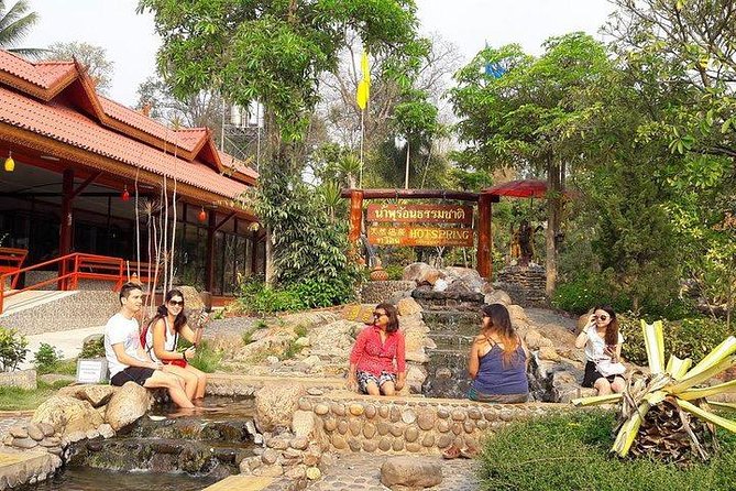 White Temple, Black House Museum and Hot Spring Tour From Chiang Mai - Common Questions