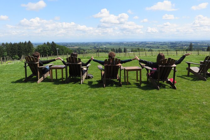 Willamette Valley Boutique Winery Tour With Lunch - The Sum Up