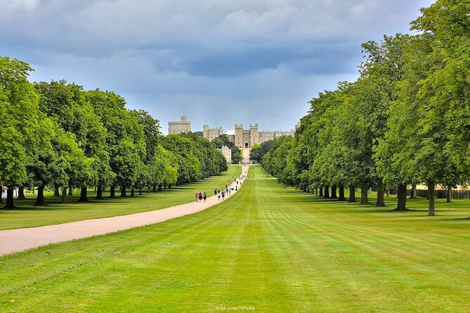 Windsor Castle & Eton Town: Private Full-Day Walking Tour - Expert Local Guide