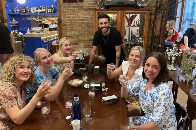 Wine and Tapas Walking Tour in Malaga - Meeting Point