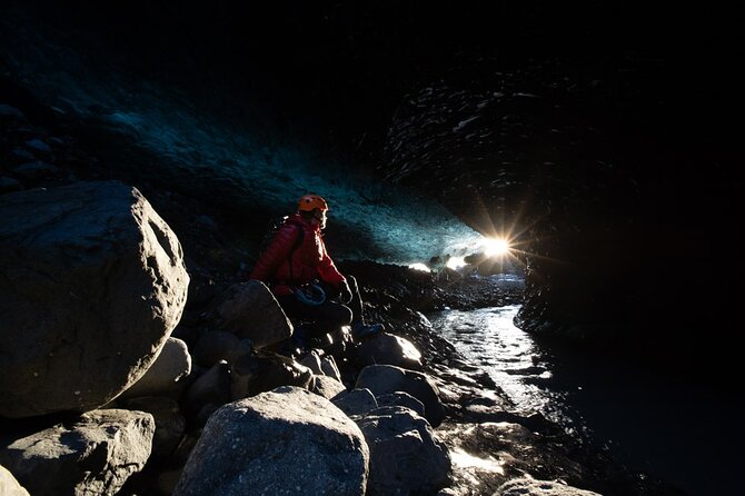 Winter Ice Cave Climbing Private Photoshoot - 15 Shot Package - What to Expect During the Ice Cave Exploration