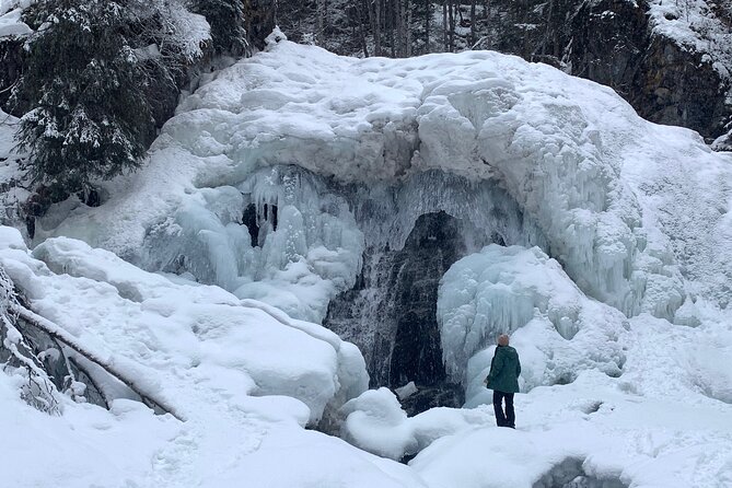 Winter Waterfall Walk - Meeting Point and Transportation Options