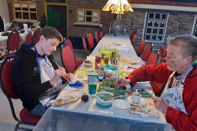 Wooden Shoes Painting Private Workshop in Simonehoeve - Meeting and Pickup Information