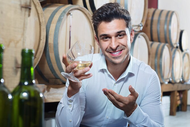4-Hour Food and Whiskey Tasting & Old Town Tour in Dublin