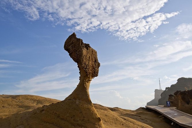 4-Hour Private Yehliu Geopark Tour