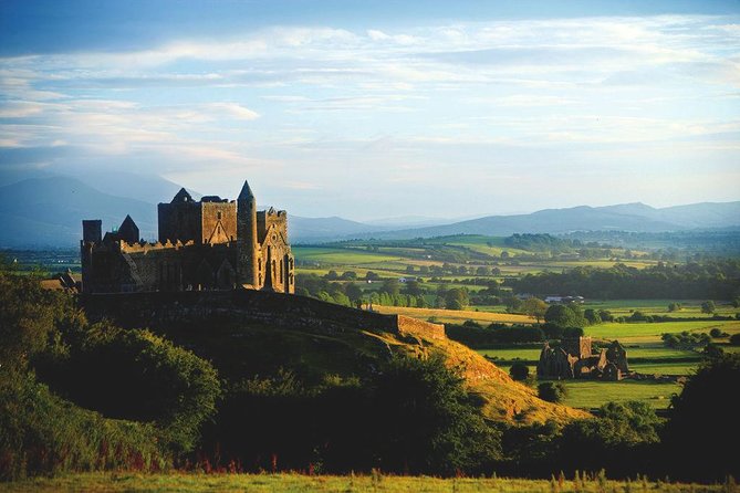 2-Day Southern Ireland Tour From Dublin:Including Blarney and Cliffs of Moher - Positive Experiences With Tour Guides