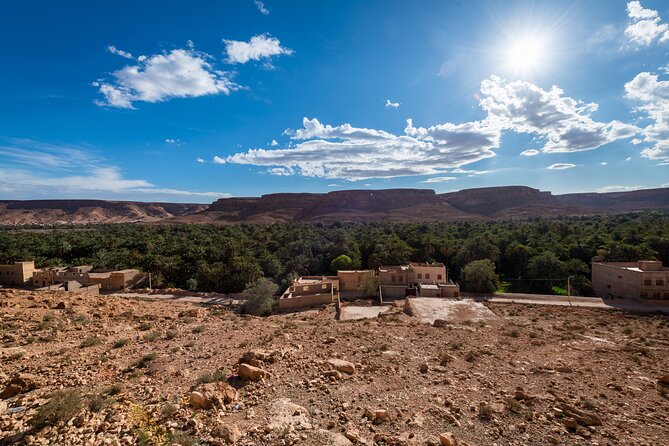 2 Days Sahara Tour With Overnight in Luxury Desert Camp - Meeting and Pickup Details