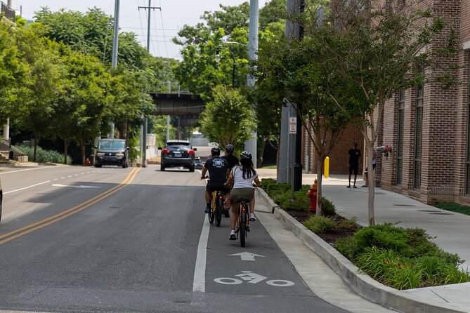 2-Hour Guided E-Bicycle Sightseeing Tour of Nashville - Tour Duration