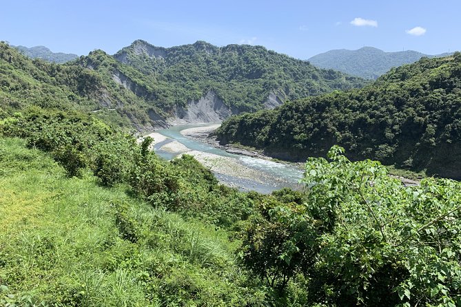 3-Day Private Tour of Taroko Gorge & East Coast Scenic Area - Transportation and Accommodation