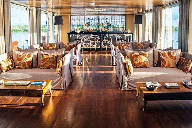 4 Day Amazon River Luxury Cruise From Iquitos on the Aria - Recommended Flight for Boarding the Aria