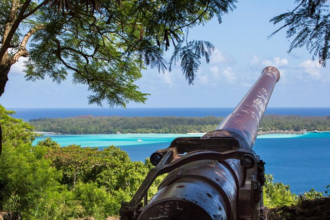 4x4 Jeep Safari Tour in Bora Bora - Tour Guide and Itinerary