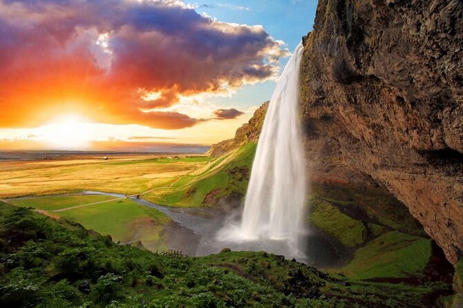5-Day Tour Reykjavik Northern Light Blue Lagoon Golden Circle South Coast - Product Code and Tour Price