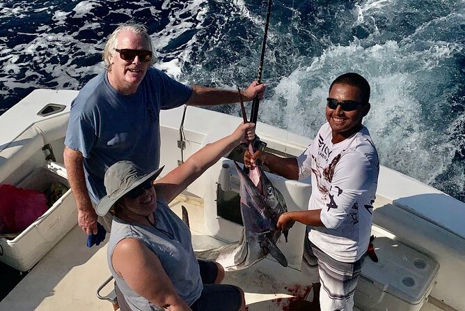 5-Hours Private Fishing Experience in Cruiser in Cabo San Lucas - Safety Measures and Guidelines