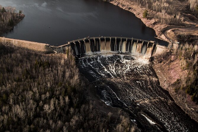 60-Mile Ultimate Helicopter Tour Over Duluth and Lake Superiors North Shore - Cancellation Policy and Weather Conditions