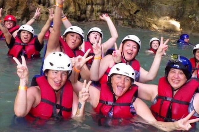 7 Waterfalls of Damajagua Tour - Admiring the Spectacular Views