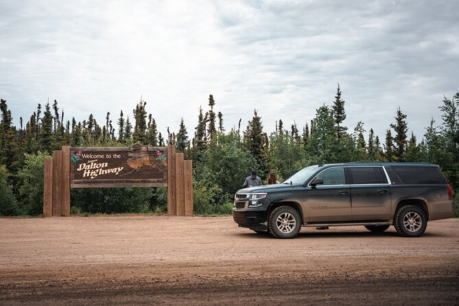 8-12 Hour Private Arctic Circle Experience in Alaska With Lunch - Lunch and Refreshments Included