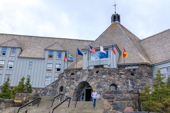 A Full Day of Wonder: Wine, Waterfalls, and Timberline Tour - Scenic Routes and Landscapes