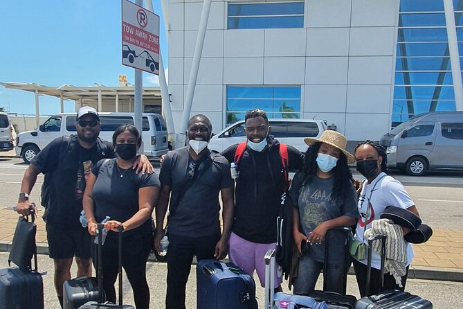 Airport Transfers in St. Maarten - Types of Airport Transfers in St. Maarten