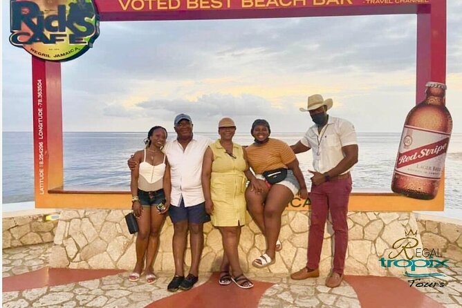 Airport Transfers, Private Tours and Excursions in Jamaica - Viators Trusted Services