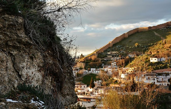 Albayzin and Sacromonte Private Tour at Sunset With Tapas - Common Questions