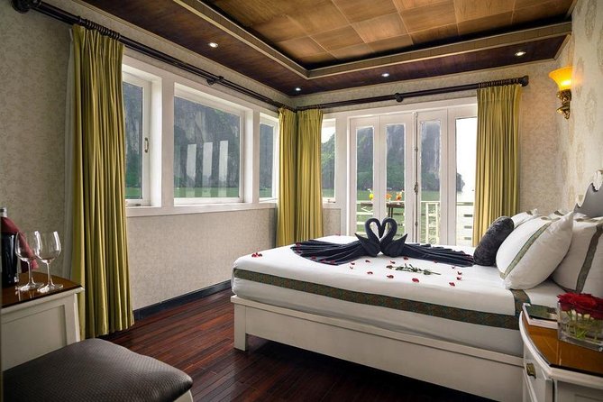 All-Inclusive: Halong Bay 3 Days - 4 STAR CRUISES: Meals, Kayak, Cave, Island - What To Expect - Day 2