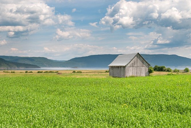 BACK COUNTRY OF THE FJORD AND THE NATIONAL PARK - Saguenay Guided Tours - Common Questions