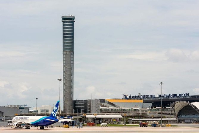 Bangkok Suvarnabhumi Airport (BKK) VIP Fast-Track Service - Directions and Transportation Options