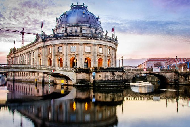 Berlin Airport Transfers : Berlin Airport SXF to Berlin in Business Car - Common Questions