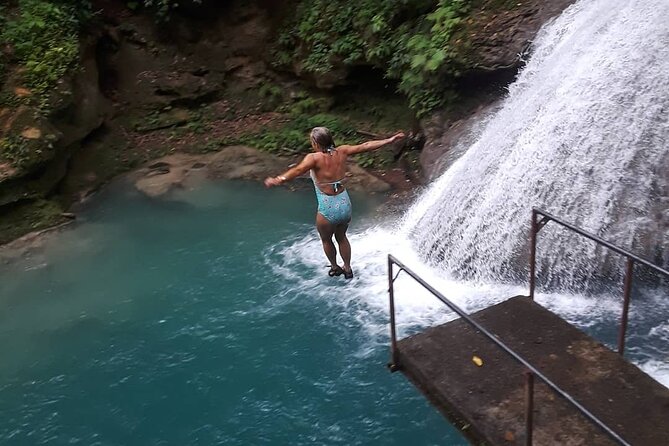Blue Hole Private Tour From Ocho Rios - Blue Hole Falls Exploration