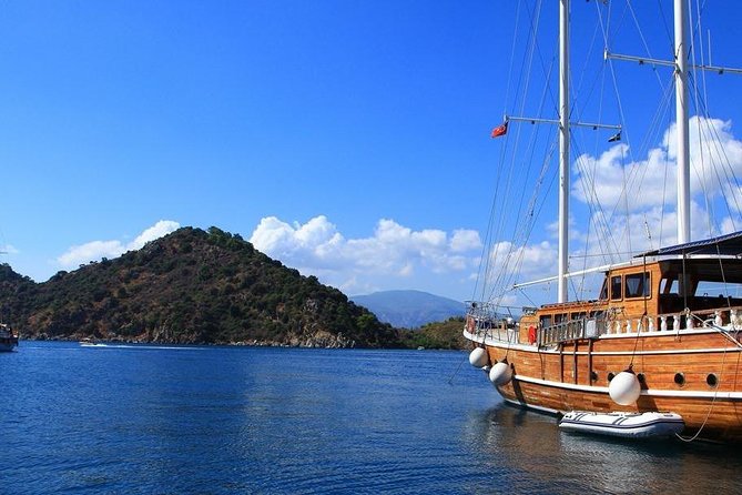 Boat Trip With Lunch Around Kusadasi Peninsula - Return to Hotel After the Trip