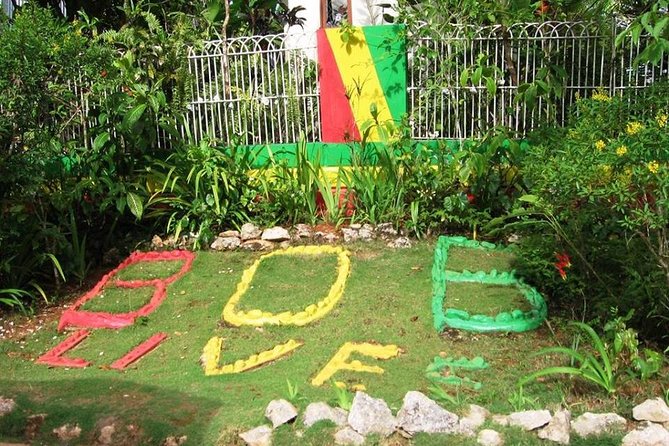 Bob Marley Nine Mile Tour From Ocho Rios - Ocho Rios: A Popular Tourist Destination