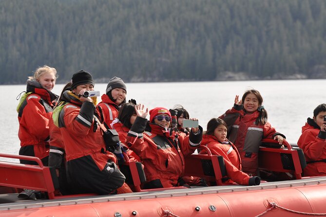 British Columbia: Salish Sea Half-Day Whale and Wildlife Tour  - Vancouver Island - Morning and Afternoon Options