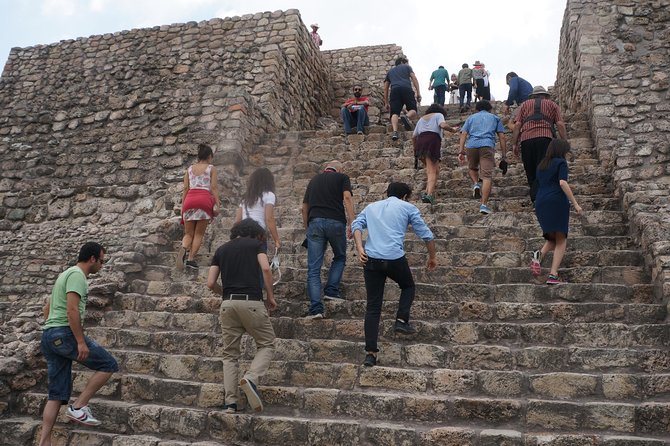 Canada De La Virgen Archaeological Site Tour - Architectural Features