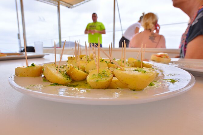 Catamaran Sailing Day to La Graciosa With Lunch - The Sum Up