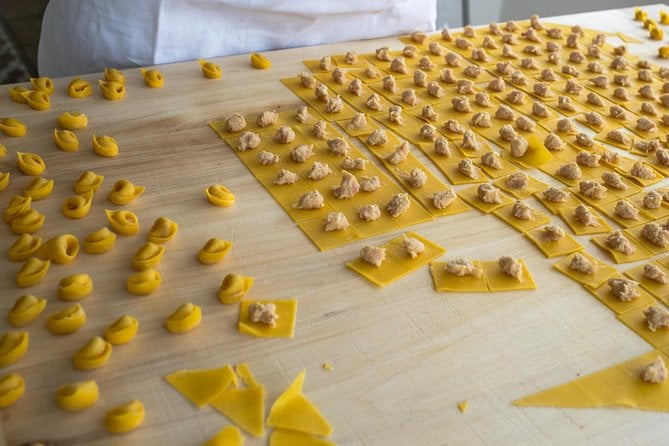 Cesarine: Small Group Tortellini Class at Locals Home in Bologna - Additional Information and Policies