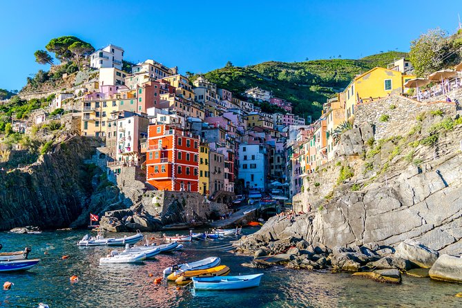 Cinque Terre Tour With Limoncino Tasting From La Spezia Train Station - Limoncino Tasting