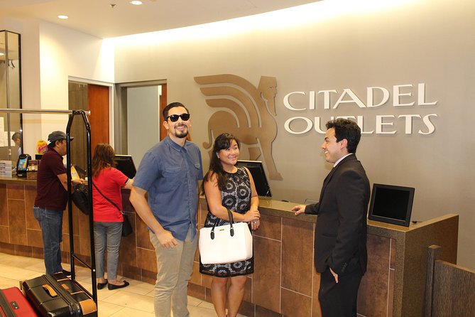 Citadel Outlets Transfer From Anaheim With VIP Lounge, Storage & LAX Drop-Off - Airport Transfer Options