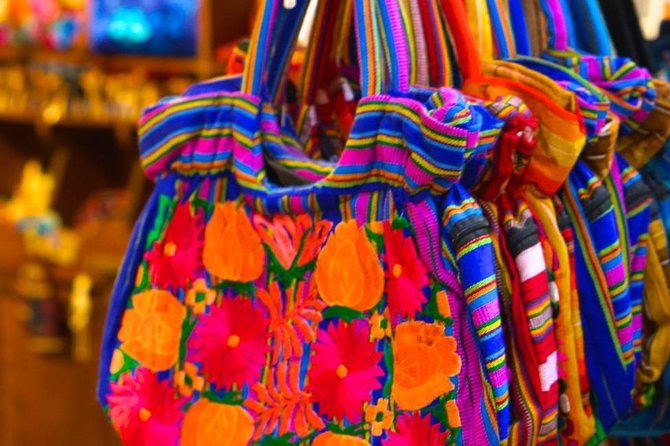 Cliff Divers at La Quebrada Lunch Drinks & Shopping & More Drinks - Common Questions